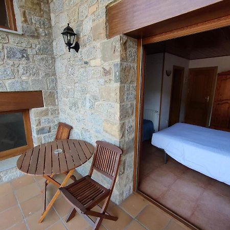 Hostal Cal Mestre Вилальонга-де-Тер Экстерьер фото